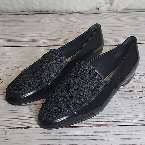 BRUNELLA Black Patent Loafers with Beaded Top of Foot Size 40 or 9.5 - Picture 1 of 14